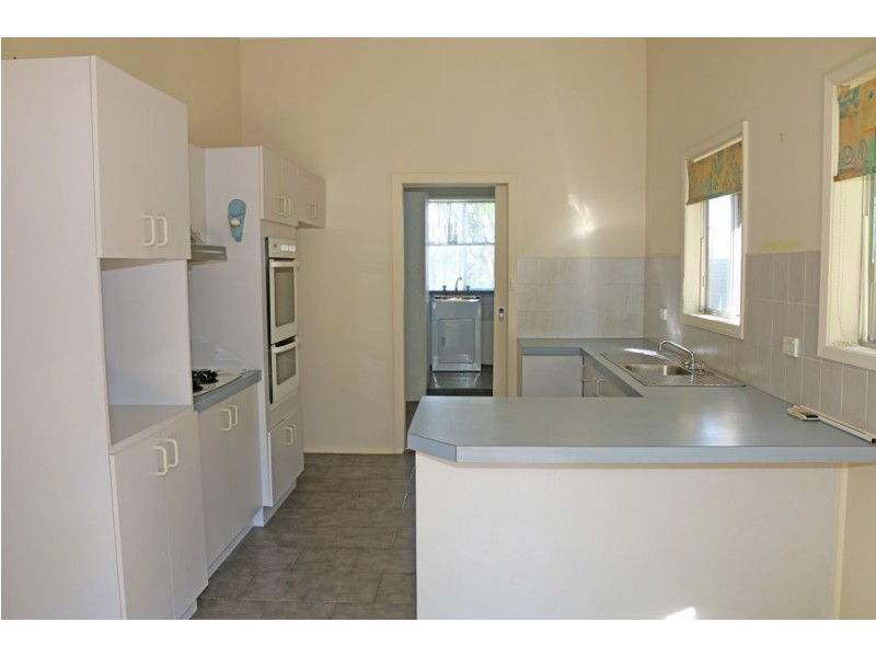 41 Hope Street, Wyong NSW 2259