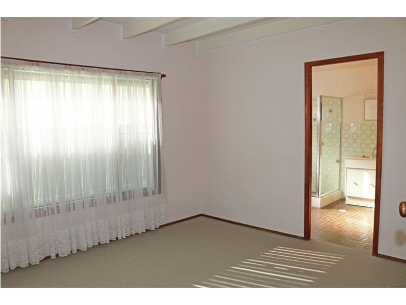 41 Hope Street, Wyong NSW 2259