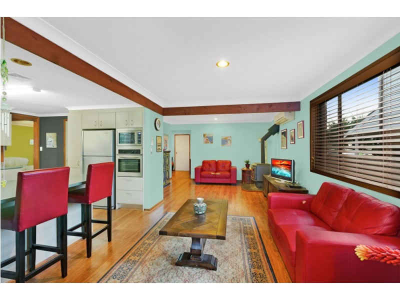 33 Skyline Street, Gorokan NSW 2263