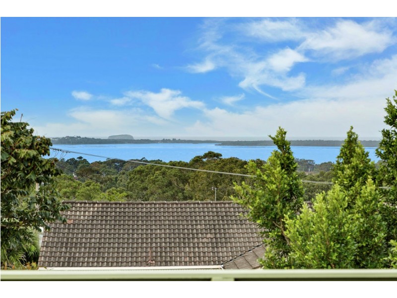 33 Skyline Street, Gorokan NSW 2263