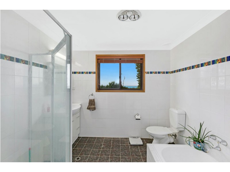 33 Skyline Street, Gorokan NSW 2263