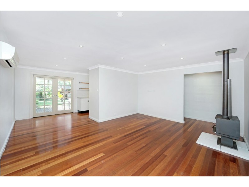 17 Munmorah Avenue, Charmhaven NSW 2263