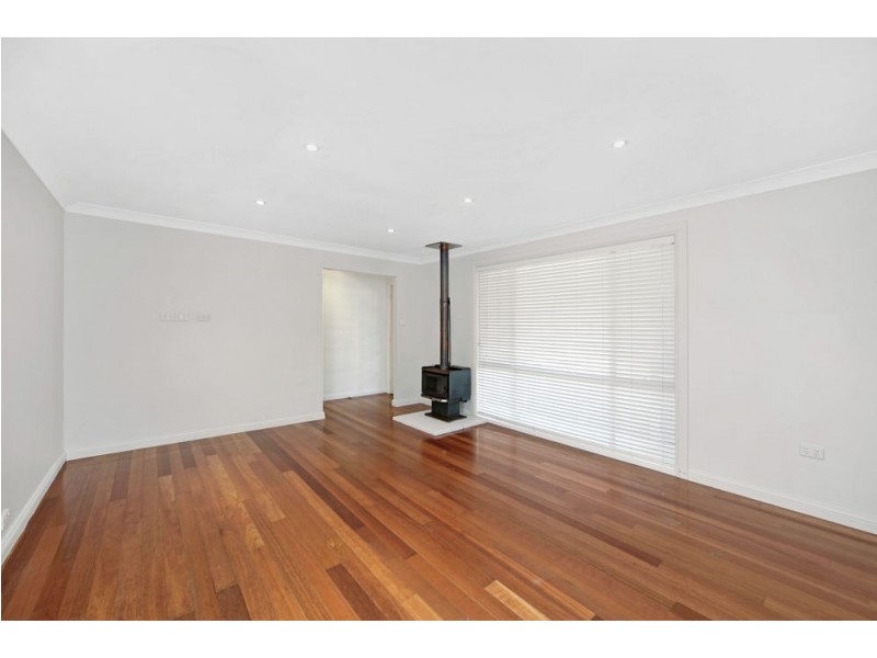 17 Munmorah Avenue, Charmhaven NSW 2263