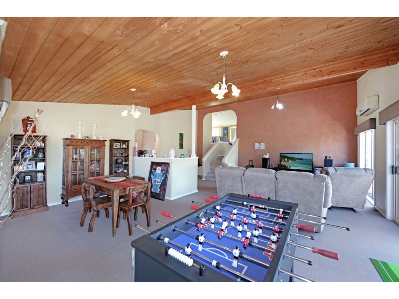 419 Tuggerawong Road, Tuggerawong NSW 2259