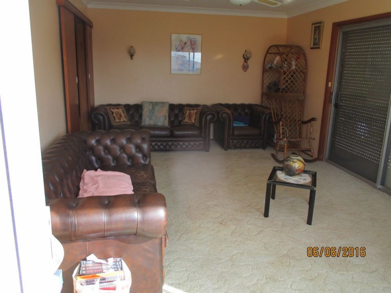 60 Georgina Avenue, Gorokan NSW 2263