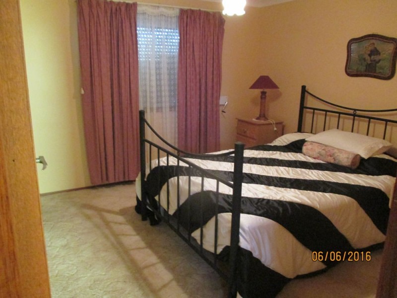 60 Georgina Avenue, Gorokan NSW 2263