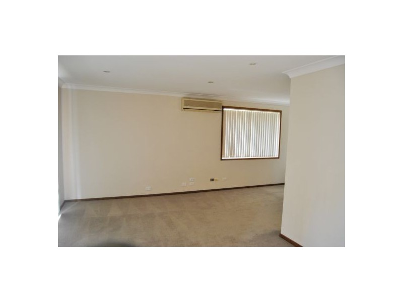 2 Casurina Close, Lake Haven NSW 2263