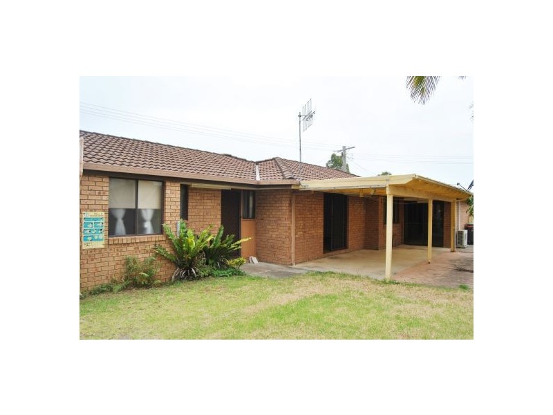 2 Casurina Close, Lake Haven NSW 2263