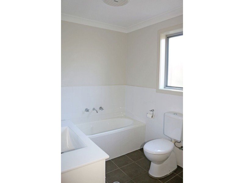 22 De L’Isle Drive, Watanobbi NSW 2259