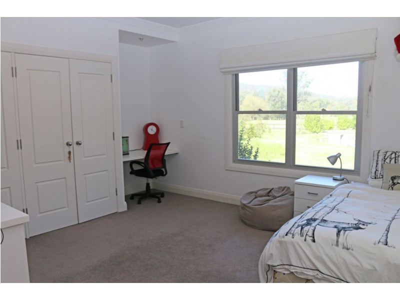 143 Stinsons Lane, Yarramalong NSW 2259