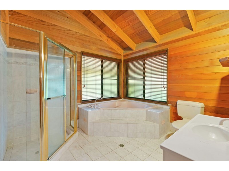 28 Parkridge Drive, Jilliby NSW 2259