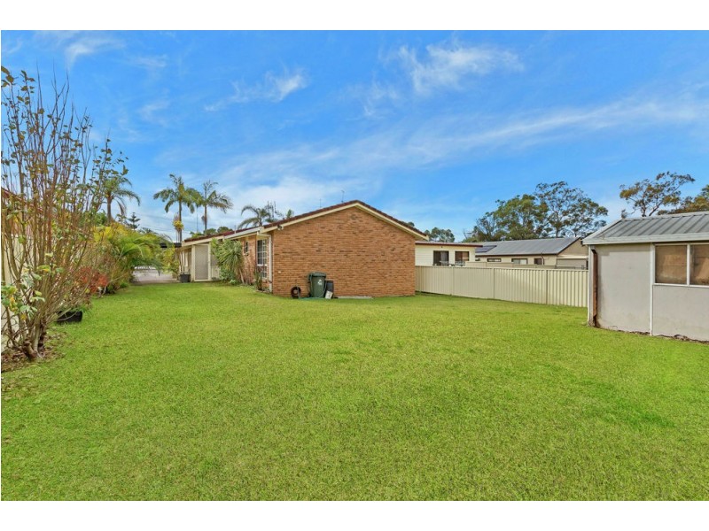36 Moala Parade, Charmhaven NSW 2263