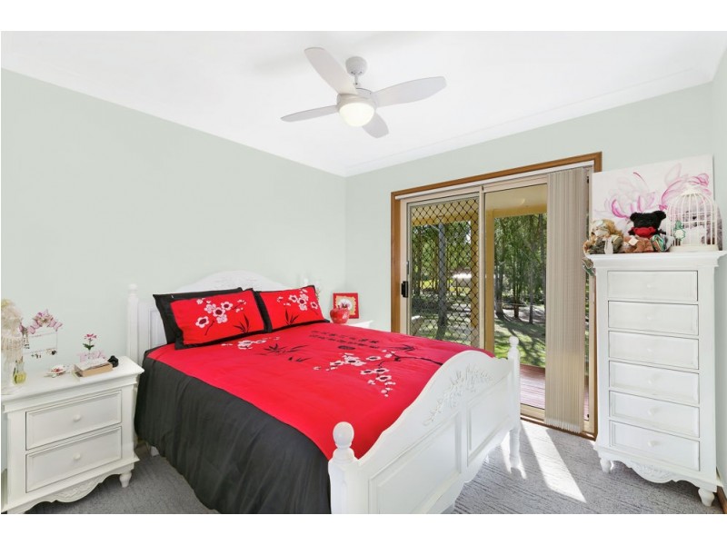 4 Burlington Avenue, Jilliby NSW 2259