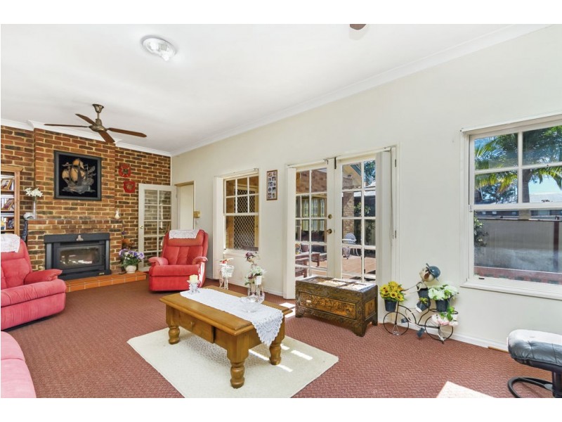 21 Tall Timbers Road, Lake Munmorah NSW 2259