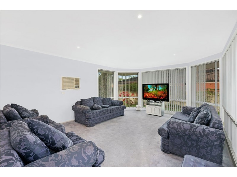 7 Grey Gum Close, Hamlyn Terrace NSW 2259