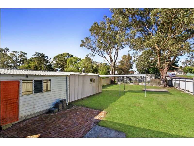 1 Darri Road, Wyongah NSW 2259