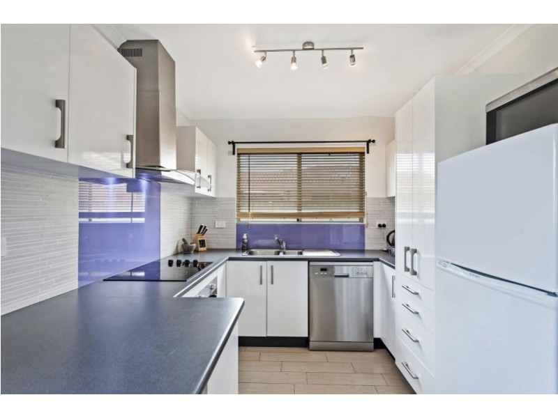 14a Nichols Avenue, Gorokan NSW 2263