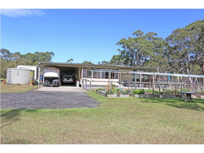 315 Pacific Highway, Lake Munmorah NSW 2259