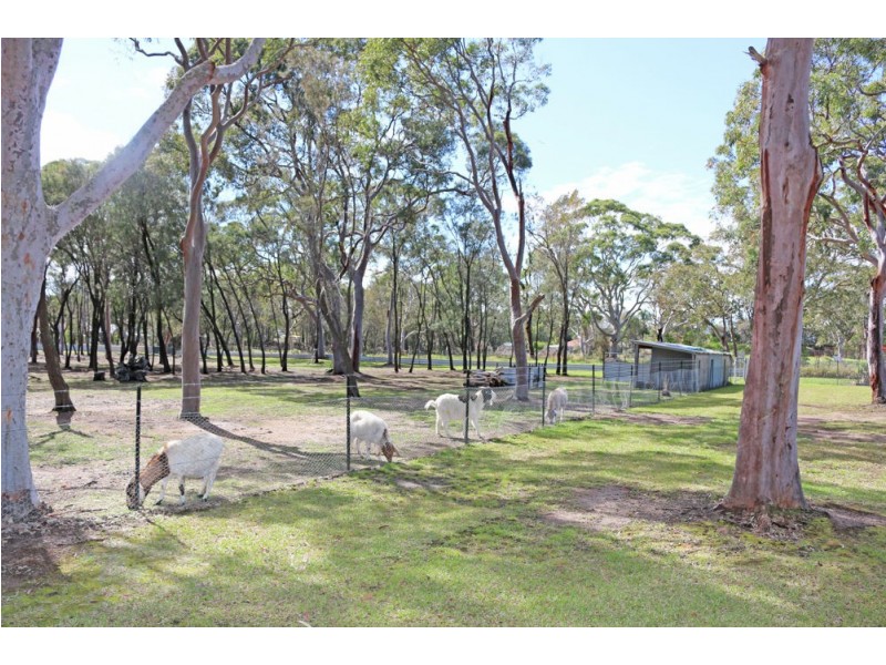 315 Pacific Highway, Lake Munmorah NSW 2259