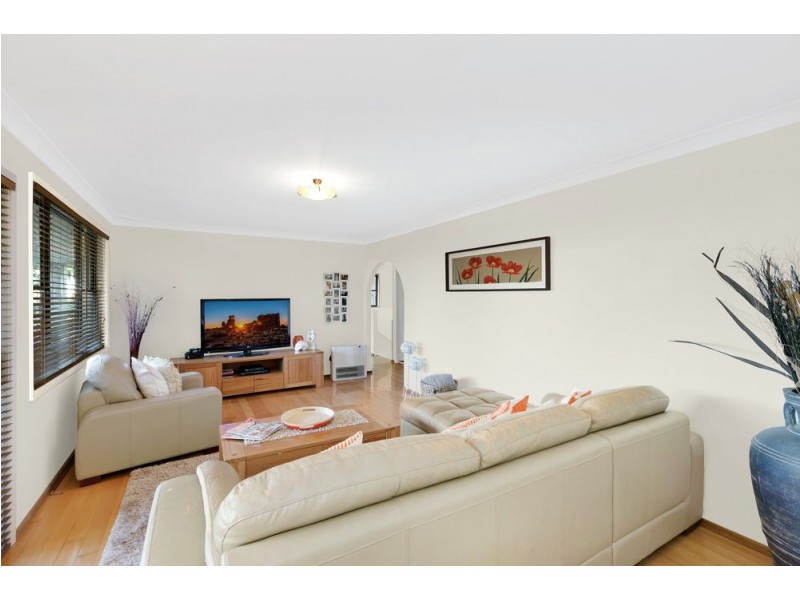 22 Jacqueline Avenue, Gorokan NSW 2263