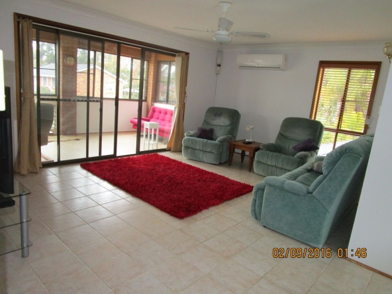 1 Keswick Drive, Lake Haven NSW 2263