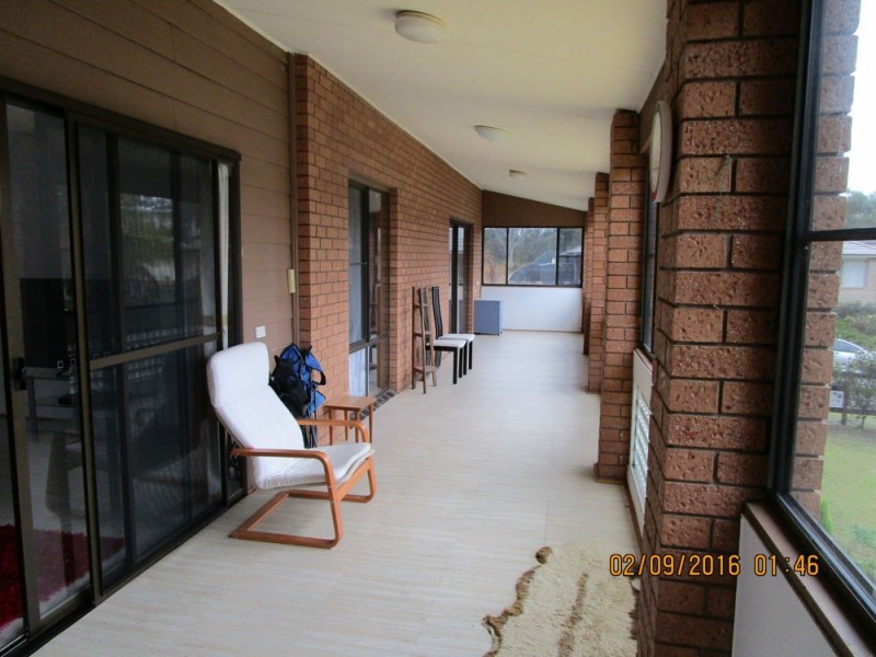 1 Keswick Drive, Lake Haven NSW 2263