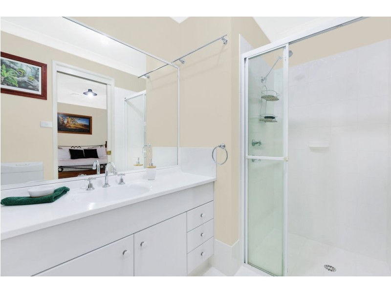 64 Skyhawk Ave, Hamlyn Terrace NSW 2259