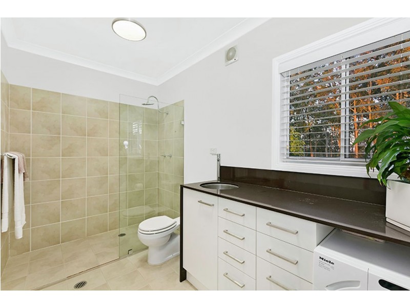 17 Burlington Avenue, Jilliby NSW 2259