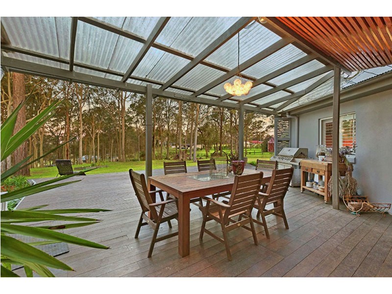 17 Burlington Avenue, Jilliby NSW 2259