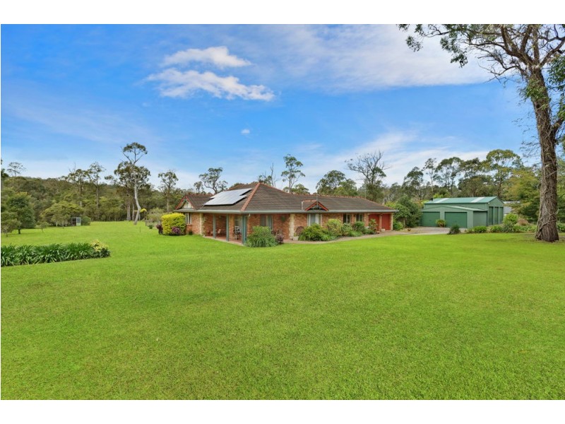 2 Crestwood Road, Jilliby NSW 2259