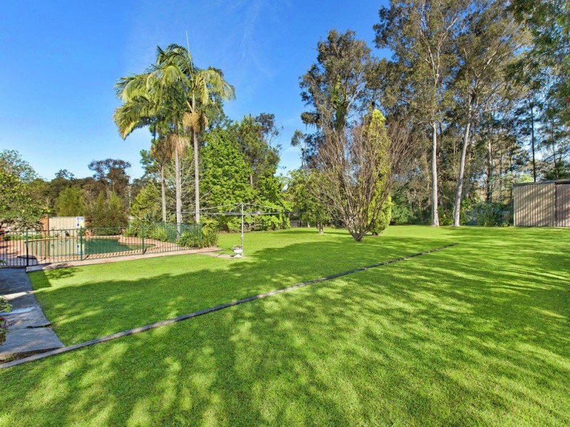 2 Jascaren Close, Jilliby NSW 2259