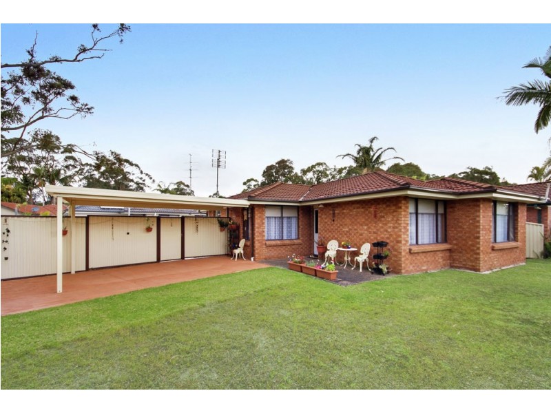 8 Canberry Close, Buff Point NSW 2262