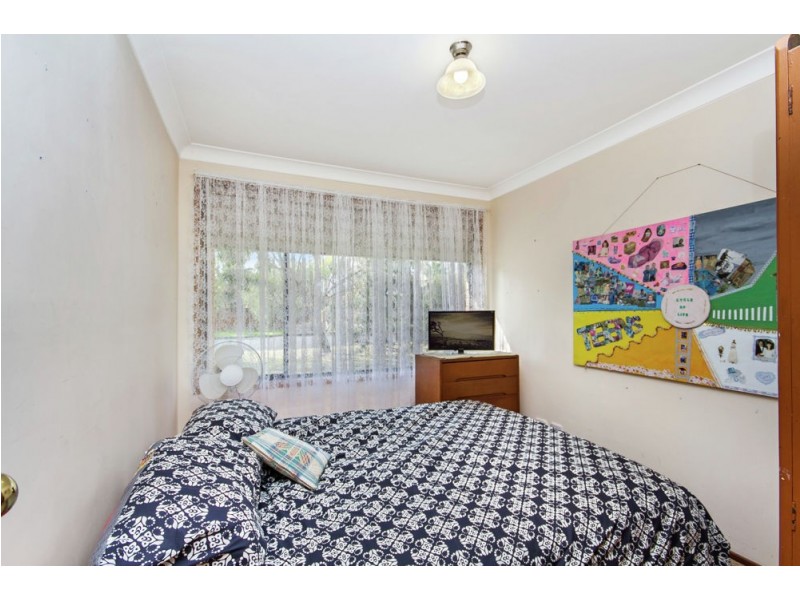 8 Canberry Close, Buff Point NSW 2262
