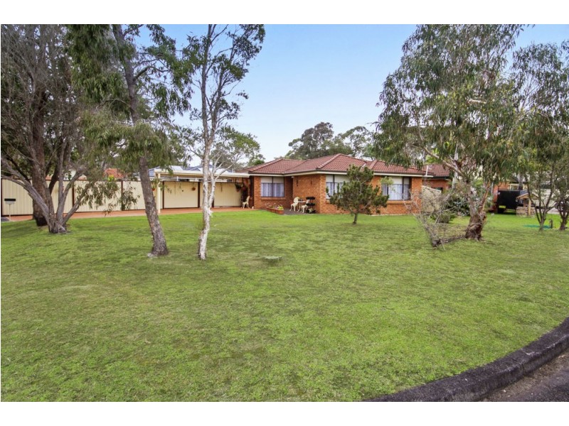 8 Canberry Close, Buff Point NSW 2262