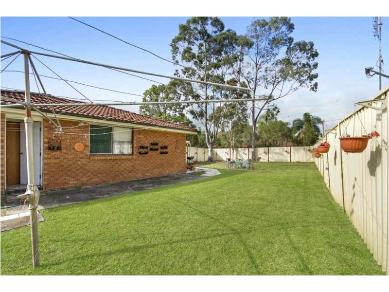 8 Canberry Close, Buff Point NSW 2262