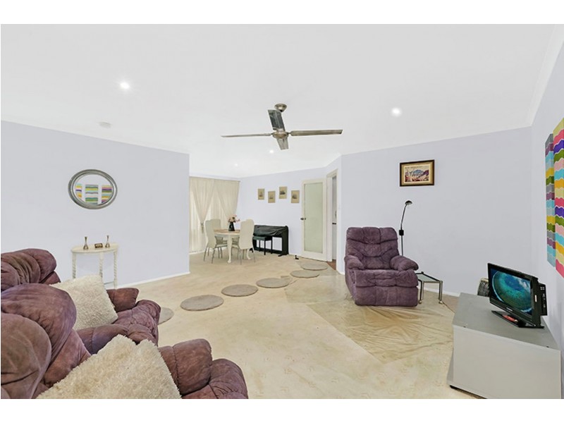 7 Grey Gum Close, Hamlyn Terrace NSW 2259