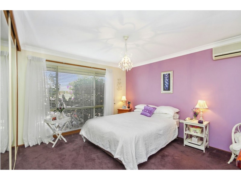 15 Christopher Crescent, Lake Haven NSW 2263