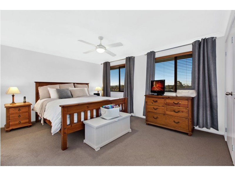 7 Manchurian Way, Wadalba NSW 2259