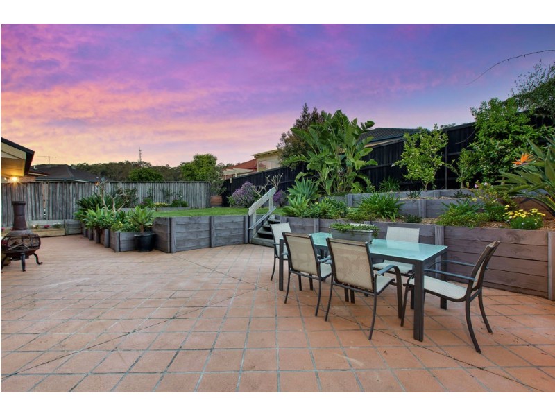 7 Manchurian Way, Wadalba NSW 2259