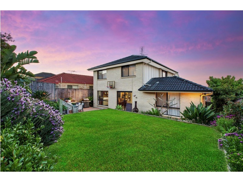 7 Manchurian Way, Wadalba NSW 2259