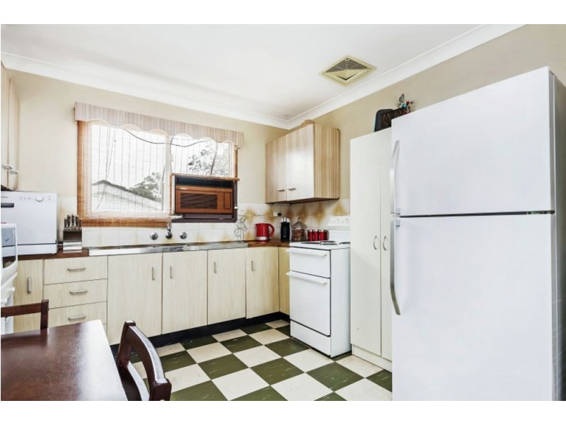 55 Perouse Avenue, San Remo NSW 2262