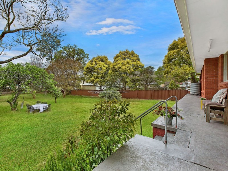 7 Pollock Avenue, Wyong NSW 2259