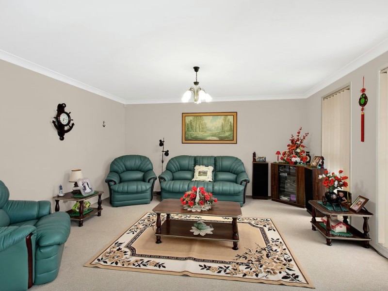 6 Spotted Gum Close, Hamlyn Terrace NSW 2259