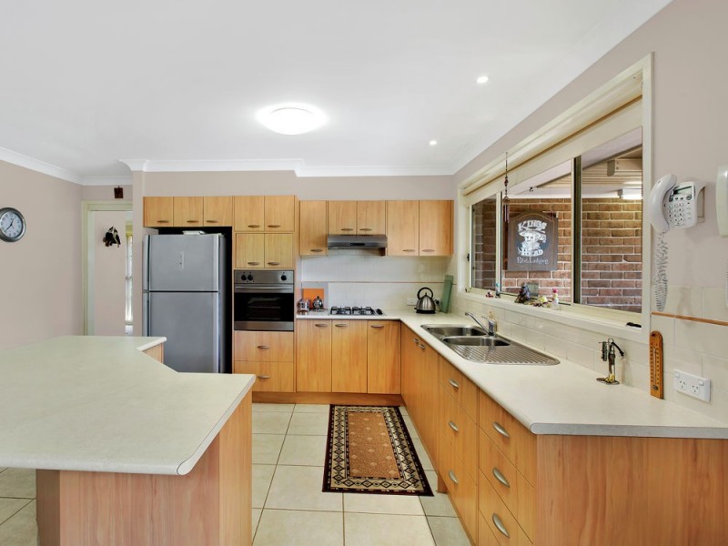 6 Spotted Gum Close, Hamlyn Terrace NSW 2259