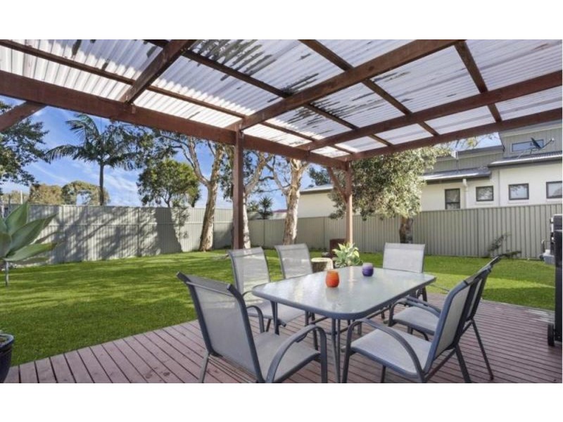 41 Eighth Avenue (DOWNSTAIRS), Toukley NSW 2263