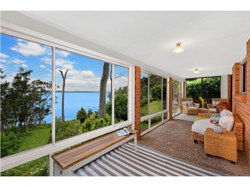 128 Tuggerawong Road, Wyongah NSW 2259