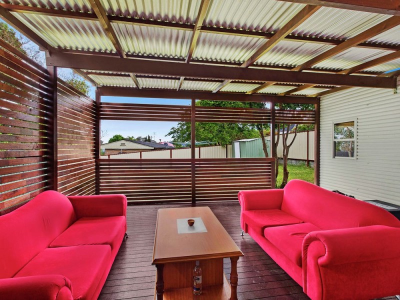 5 Crystal Crescent, Wyong NSW 2259