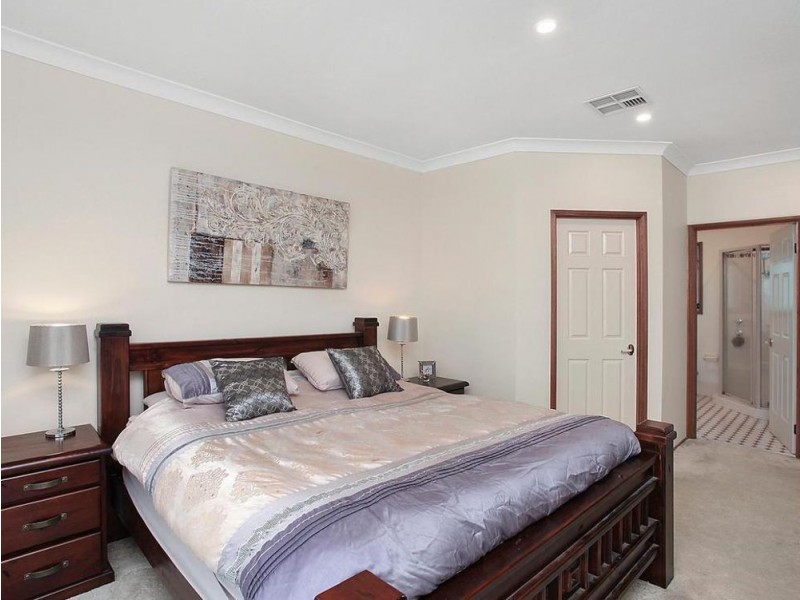 8 Boikonumba Road, Wyee NSW 2259