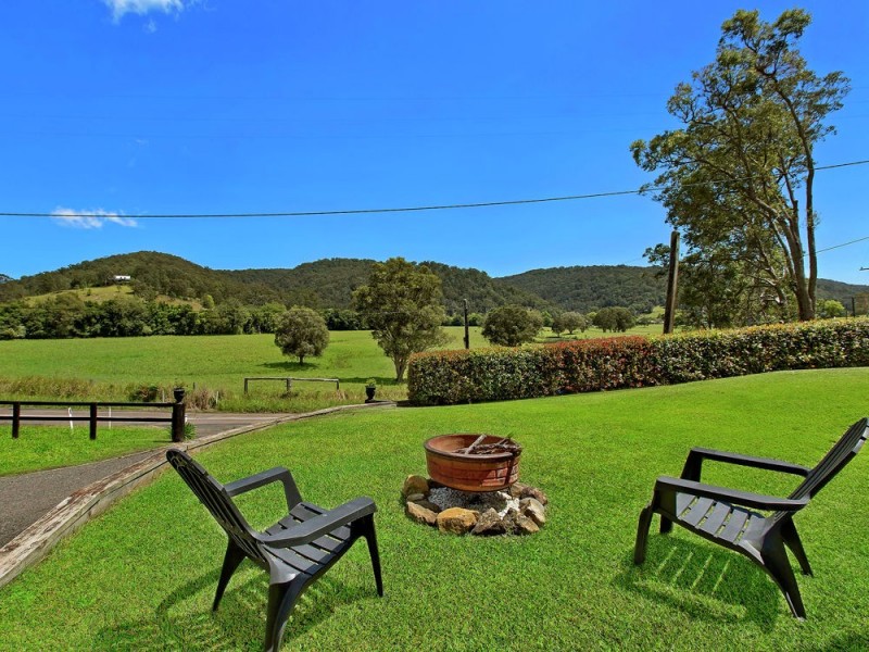 1929 Yarramalong Road, Yarramalong NSW 2259