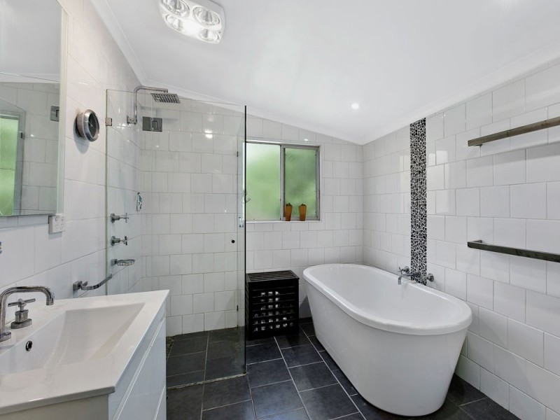 1842 Yarramalong Road, Yarramalong NSW 2259